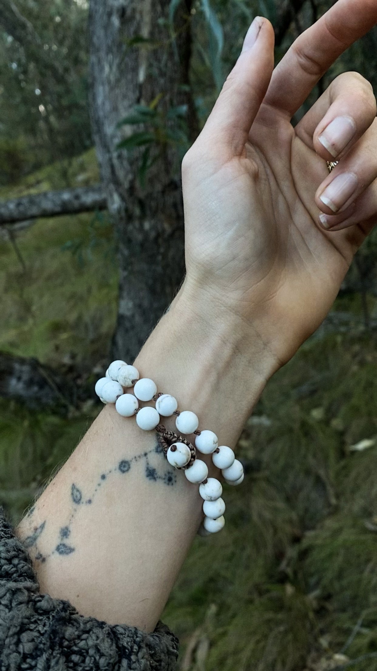 Calm Mind, Clear Thoughts | Magnesite Mala Beads